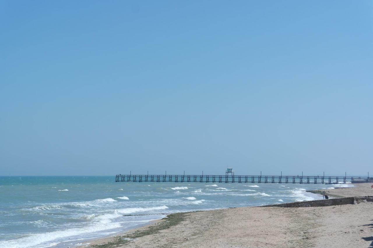 50 M2 De Charme Au Coeur Des Plaisirs De La Cote Apartment Luc-sur-Mer ภายนอก รูปภาพ